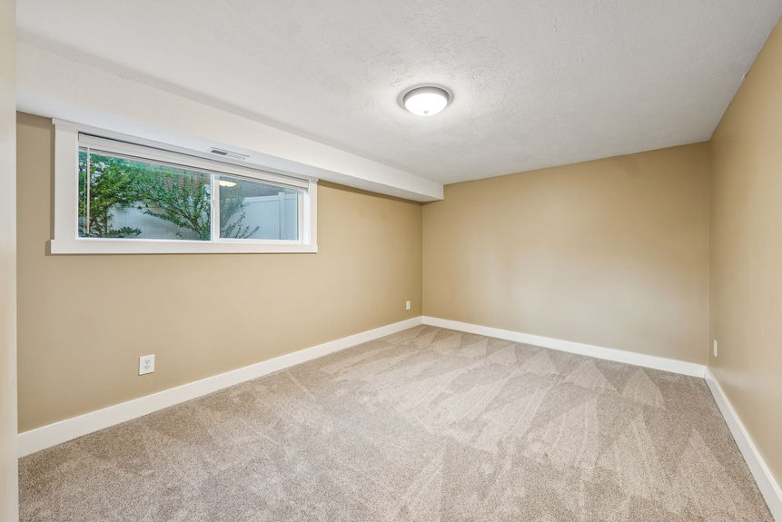 8816 Alpen Way, Cottonwood Heights_HDR047-2