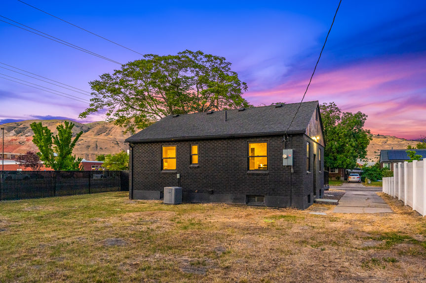 983 Poinsettia Drive, Salt Lake City_Twilight014-3