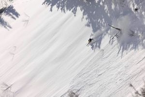 aGxyFEMqNJQqHpwH_20250329_BlackKoles_PowderMountain_DavenportProject_V1LowResPreviews-43