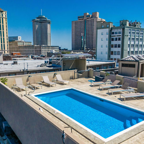 Warehouse District New Orleans Condo Lifestyle: Restaurants, Views & Walkability