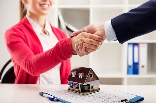 How to Choose a Luxury Real Estate &hellip;