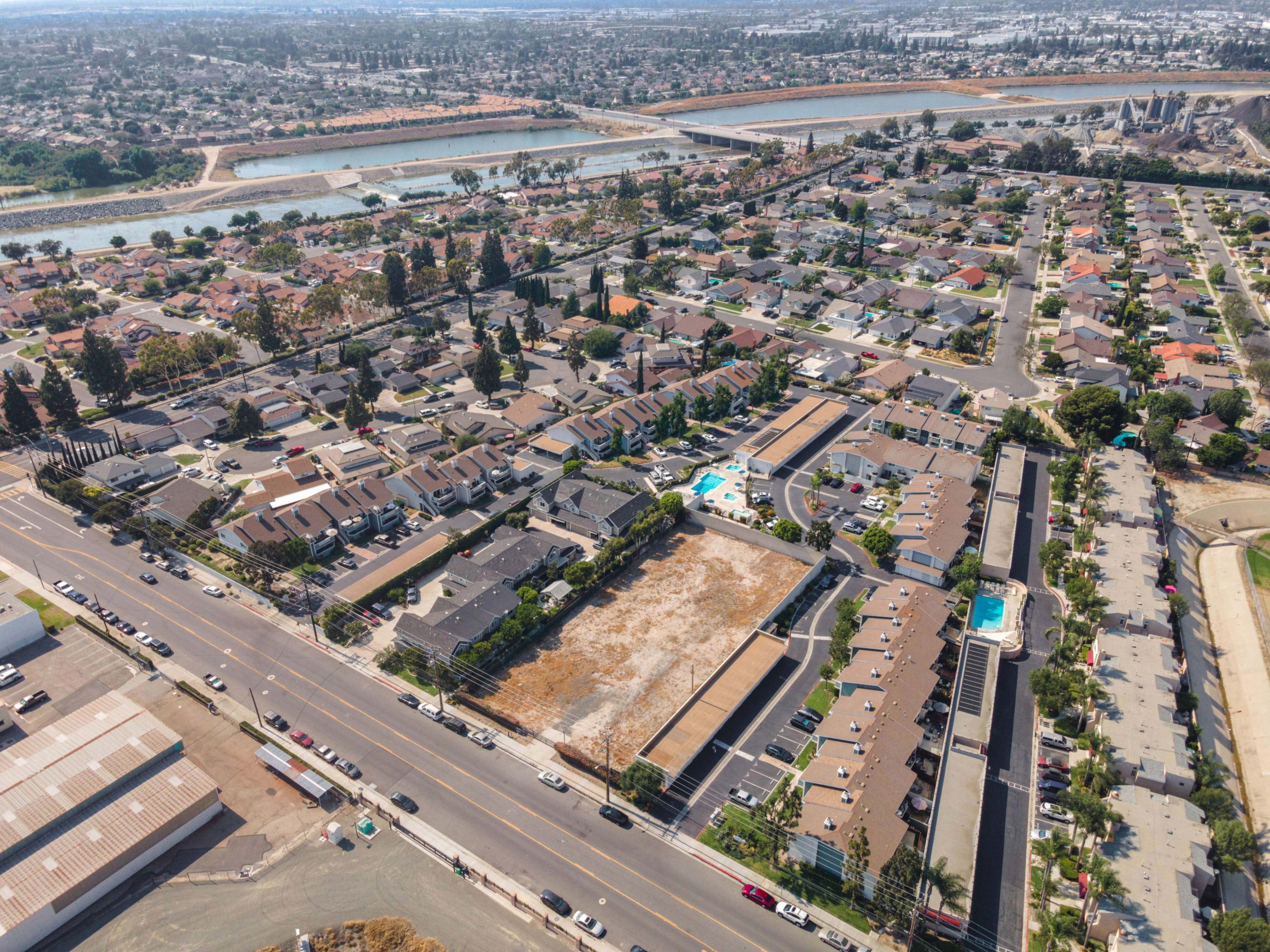 705 W Fletcher Ave Orange CA, the mass-graded vacant lot