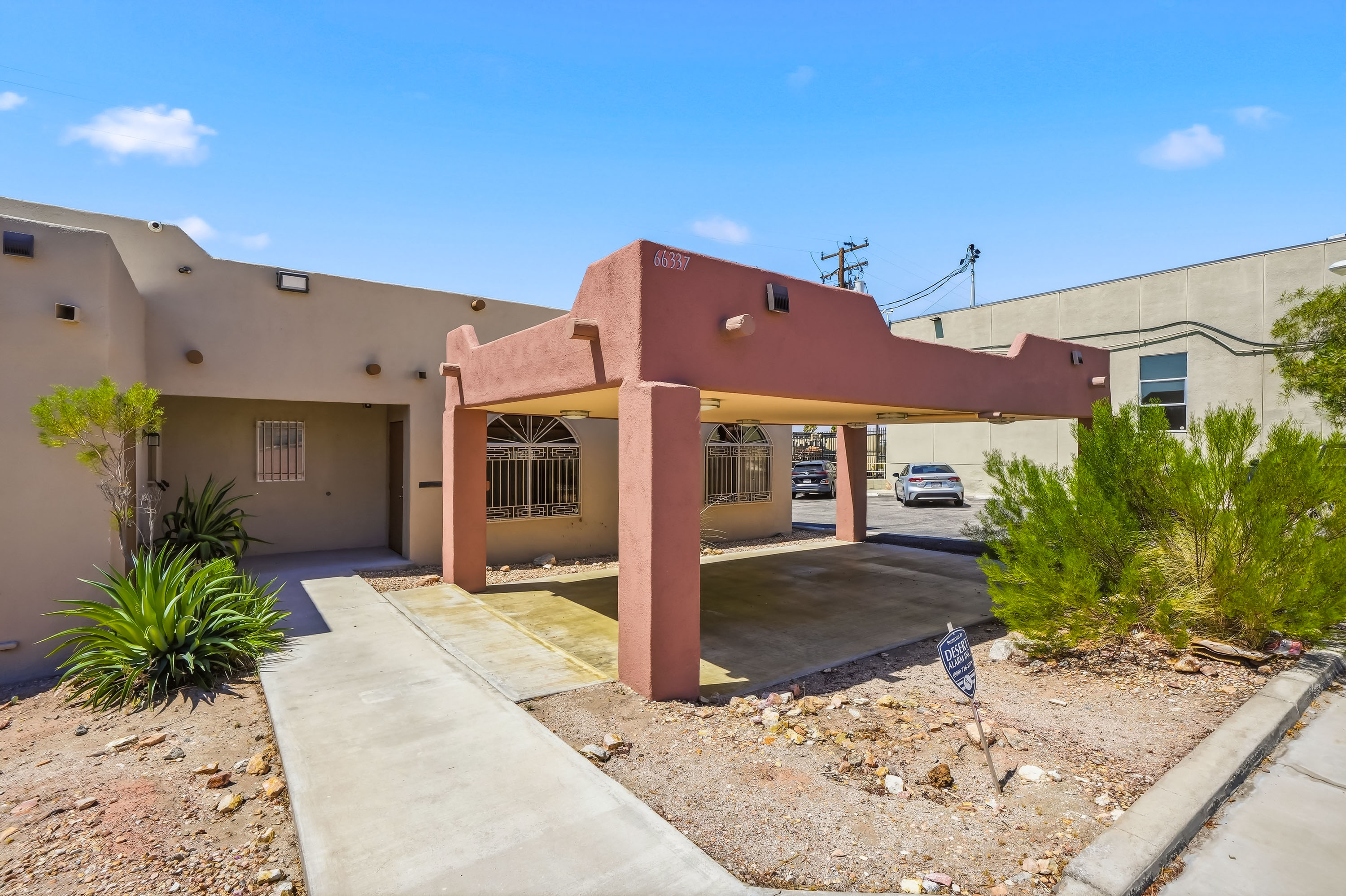 66337 Pierson Blvd Desert Hot Springs office building sold for $325,000 by Aragone & Associates