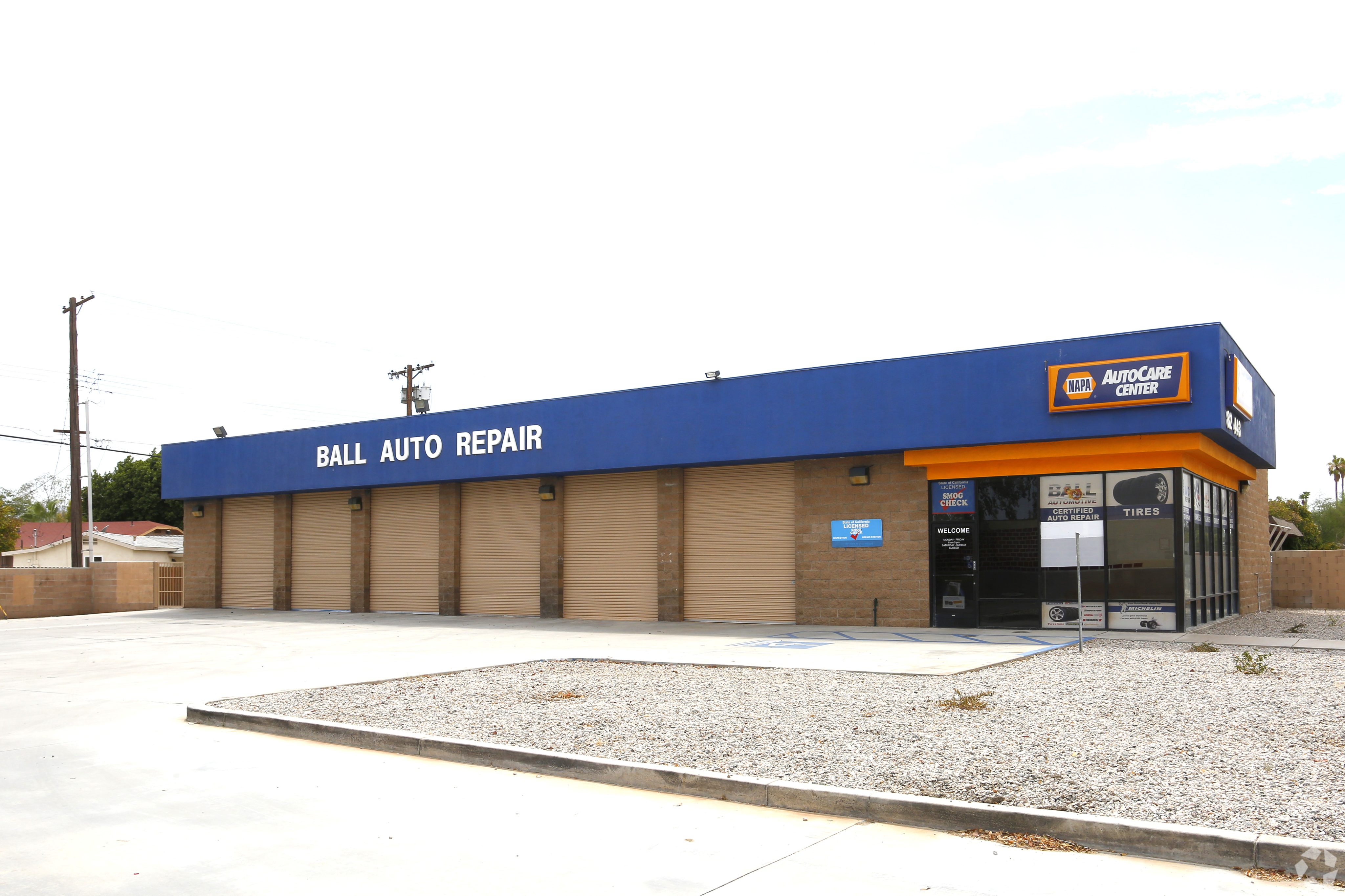 82443 Indio Blvd Indio CA, auto shop sold for $935,000 out of a family trust