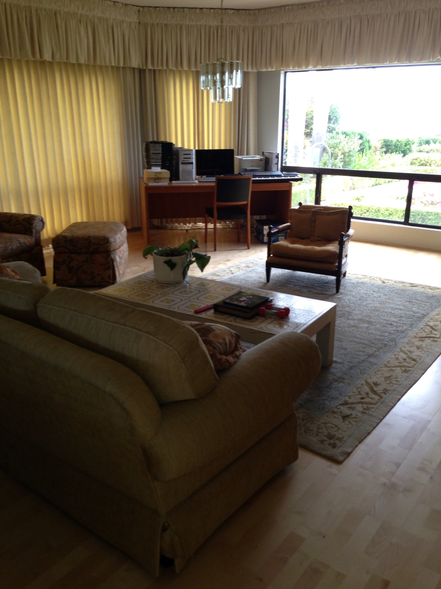 Family room before pre-market preparation at 513 Avenida Buenos Aires, San Clemente CA
