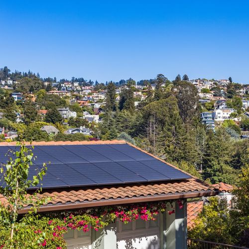 Selling a House With Solar Panels in Orange County: What Holds Up Escrow