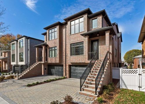 Palisades Park, New Jersey Real Estate