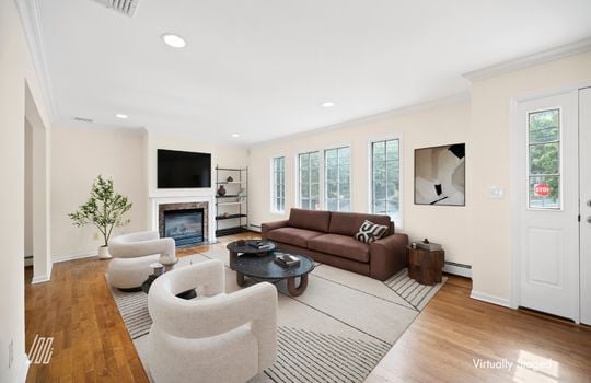 2 Kathleen Ct - 02