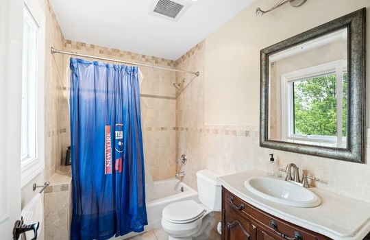 50 - Bedroom 3 Bathroom