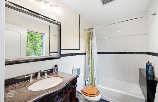 53 - Bedroom 4 Bathroom