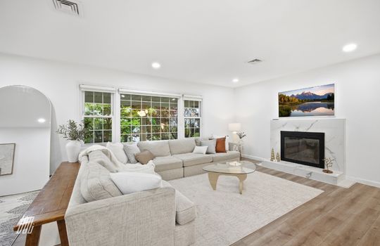 56 Northwood Ave - 05