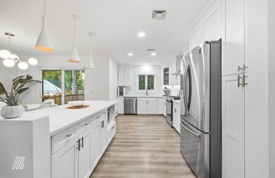 56 Northwood Ave - 09