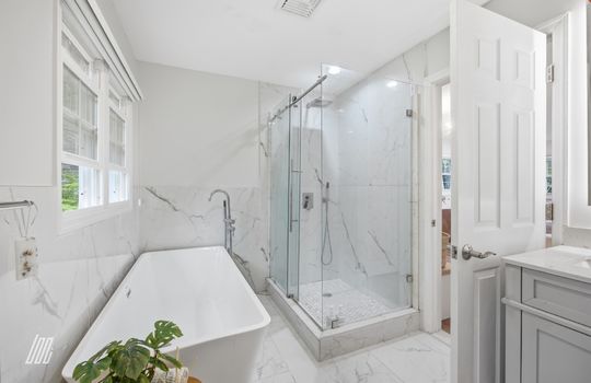 56 Northwood Ave - 19