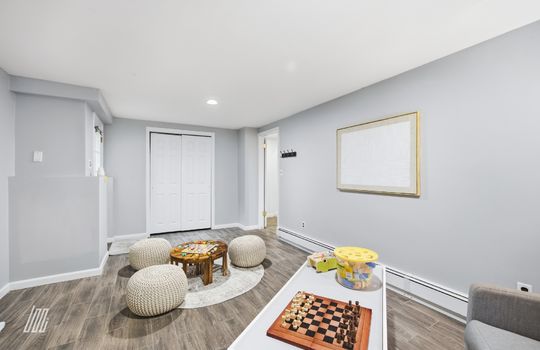 56 Northwood Ave - 28