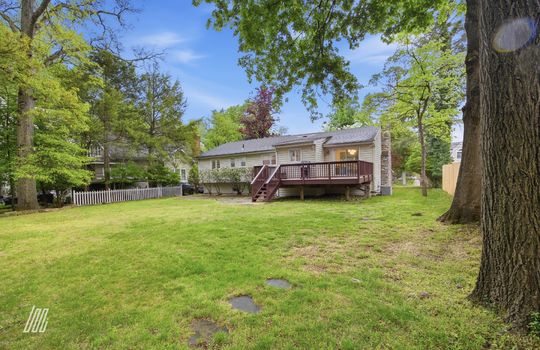 56 Northwood Ave - 31