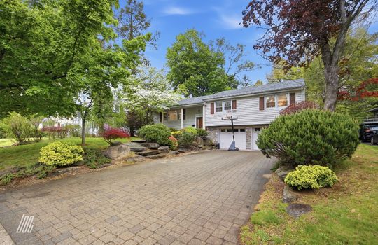 56 Northwood Ave - 34