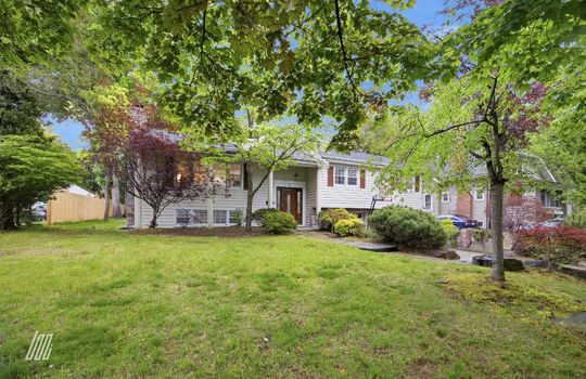 56 Northwood Ave - 36