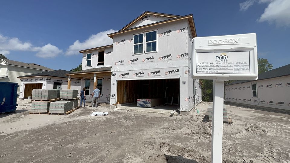 Hello! Danny & Melissa D’Amico 