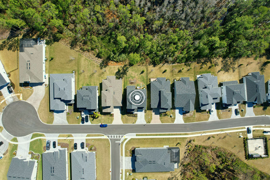 DRONE OVERHEAD STREET