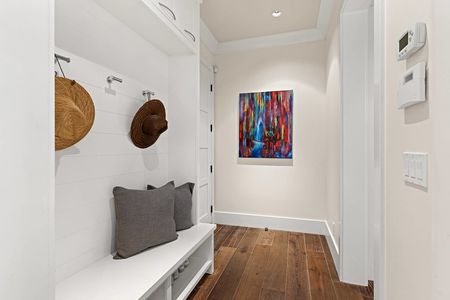 1812 Port Taggart 028C