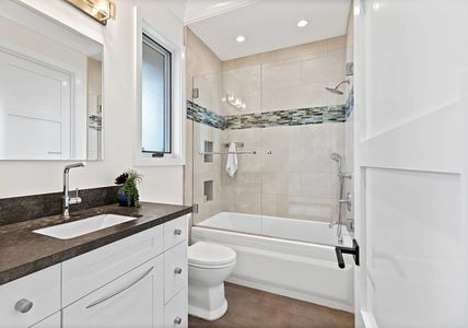 1812 Port Taggart 052