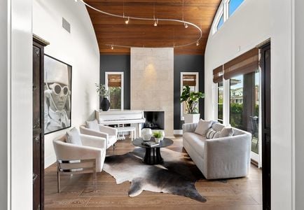 1812 Port Taggart 07A