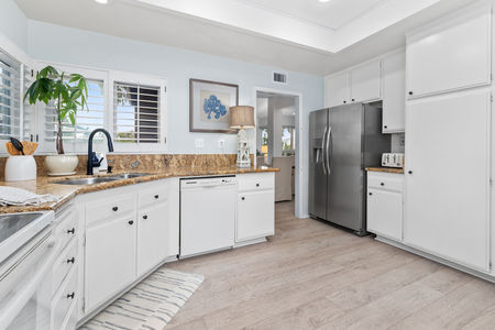 16_11228730_164245_164245-EI-116