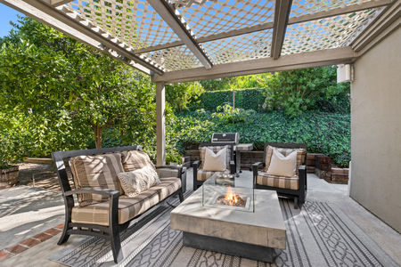 29_11220681_163978_163978-EI-129