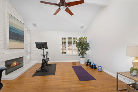 7_11220660_163978_163978-EI-107