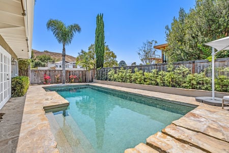 28_11481690_171038_171038-EI-128