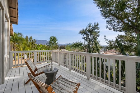 34_11676319_176961_176961-EI-134