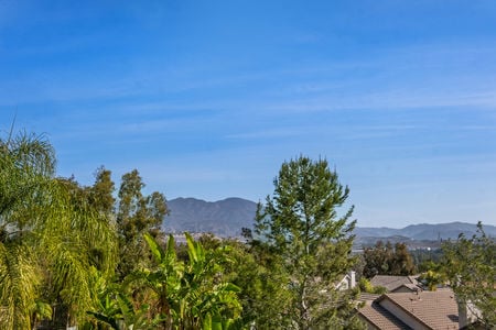 35_11676320_176961_176961-EI-135