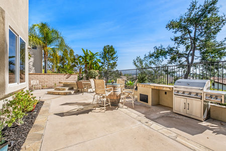 45_11676348_176961_176961-EI-145