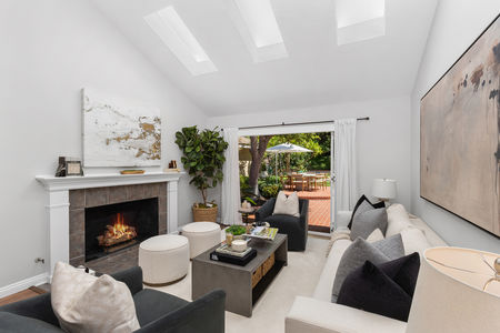 14_11894343_183129_183129-EI-114