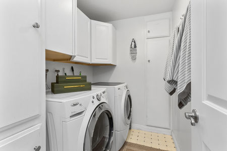 23_11894352_183129_183129-EI-123