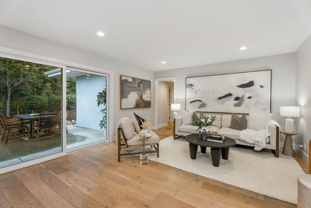 17_11981134_185806_185806-EI-117