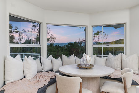 49_11970452_185385-EI-149