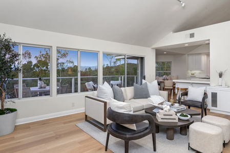 51_11970454_185385-EI-151