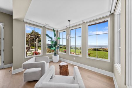 090_12_waterport_newport_beachca_-121