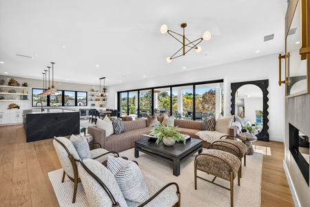 15-web-or-mls-8-1376 Tennis Club Dr