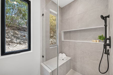 61-web-or-mls-55-1376 Tennis Club Dr