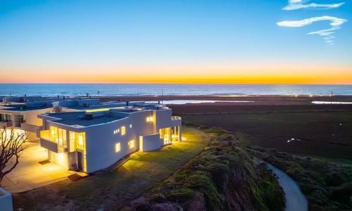🏡 Why Now Might Be the Best Time to Buy in North C…