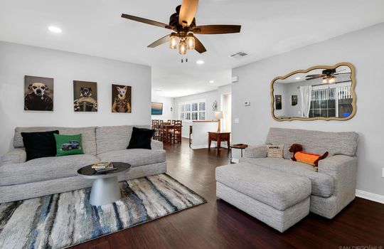 1352-palomar-place-vista-ca-4