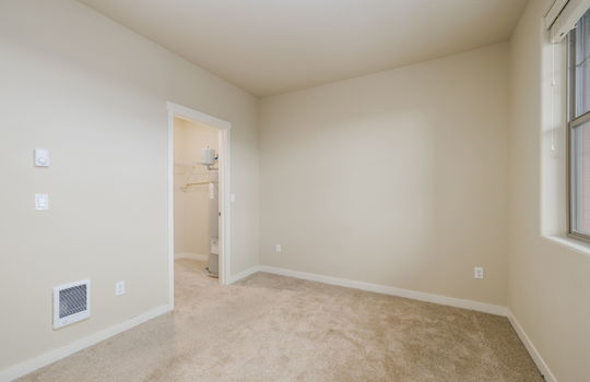 18-web-or-mls-16441-nw-chadwick-way-202
