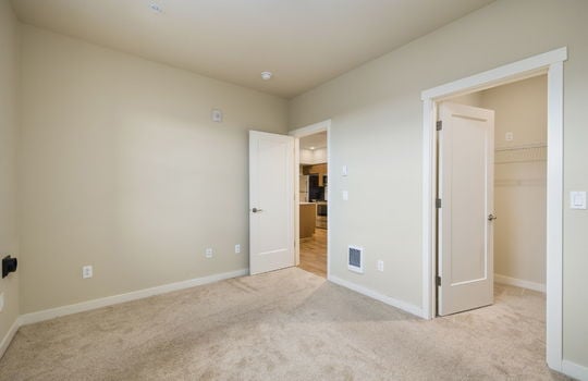 19-web-or-mls-16441-nw-chadwick-way-202