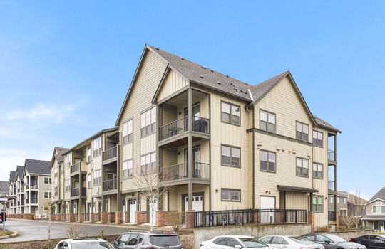 2-web-or-mls-16441-nw-chadwick-way-202