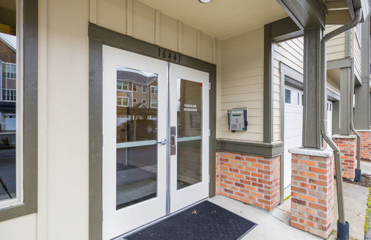 5-web-or-mls-16441-nw-chadwick-way-202