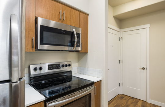 9-web-or-mls-16441-nw-chadwick-way-202