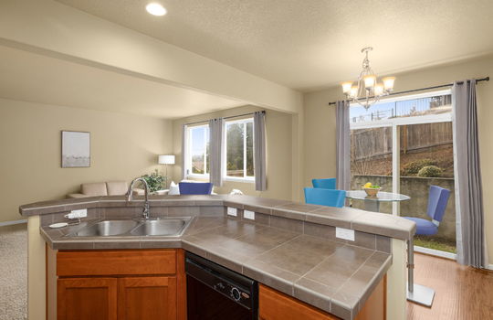 18-web-or-mls-15623-sw-raphael-ln