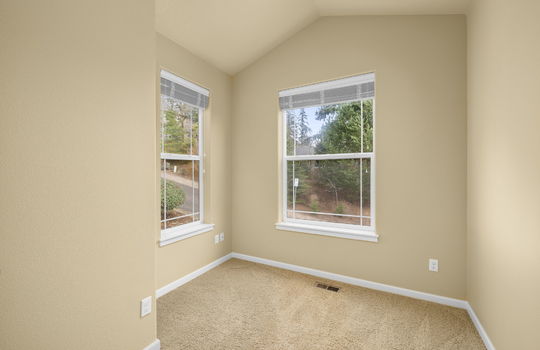 6-web-or-mls-15623-sw-raphael-ln